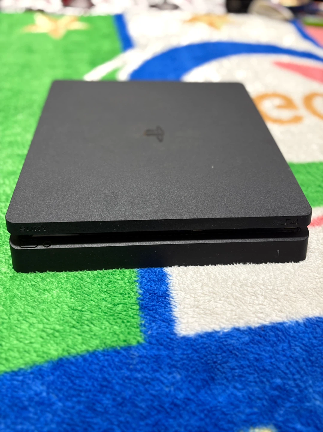 PlayStation 4 Slim with 2 Controllers and a headset. - photo 3