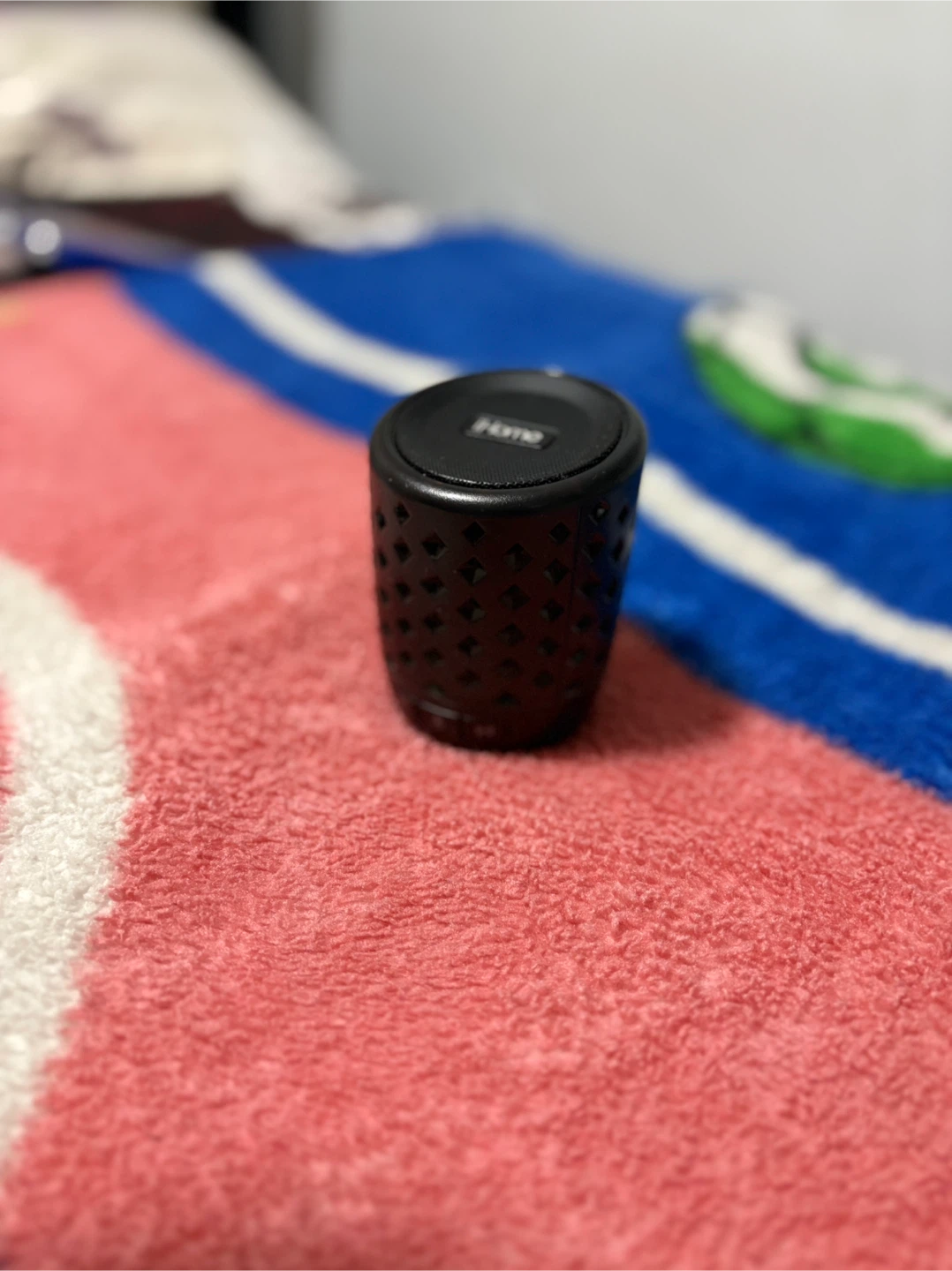 iHome Speaker & Wireless Earbuds - photo 4