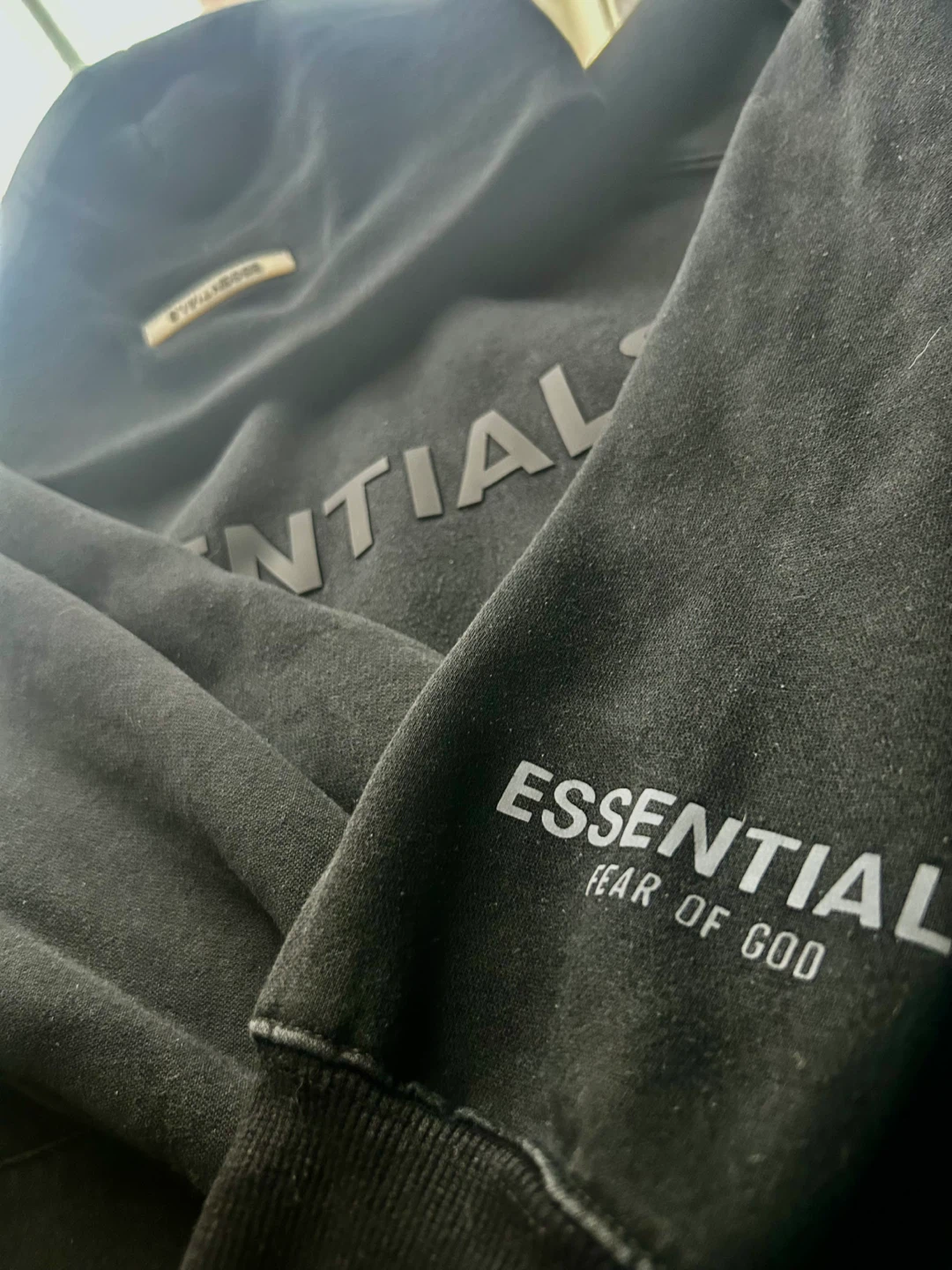 Essentials Fear of God Black Hoodie - Size Small - photo 2