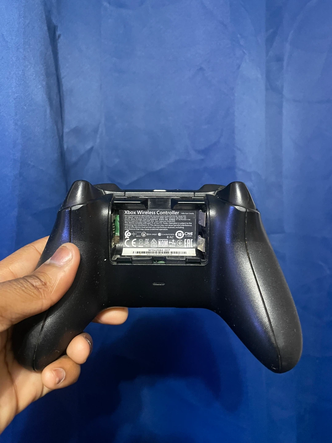 Xbox One S with 2 Controller and Cables - photo 3