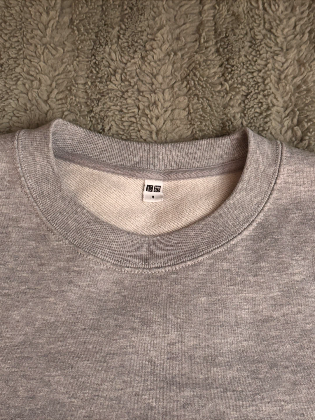 Uniqlo Grey Crew Neck Sweatshirt - Size M - photo 2