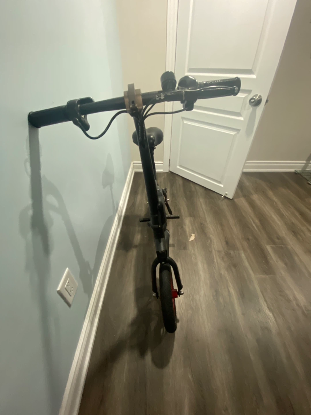 Jetson Bolt Electric Bike - Compact & Portable - photo 5