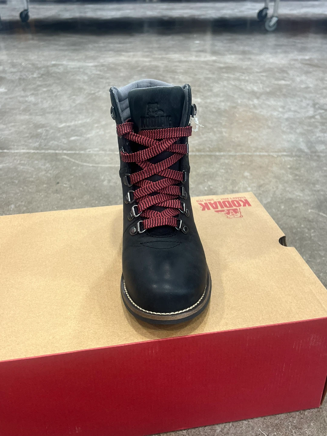 Kodiak Black Leather Boots - Size 8 - photo 3