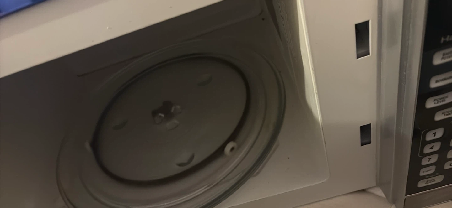 Hamilton Beach Microwave - photo 2