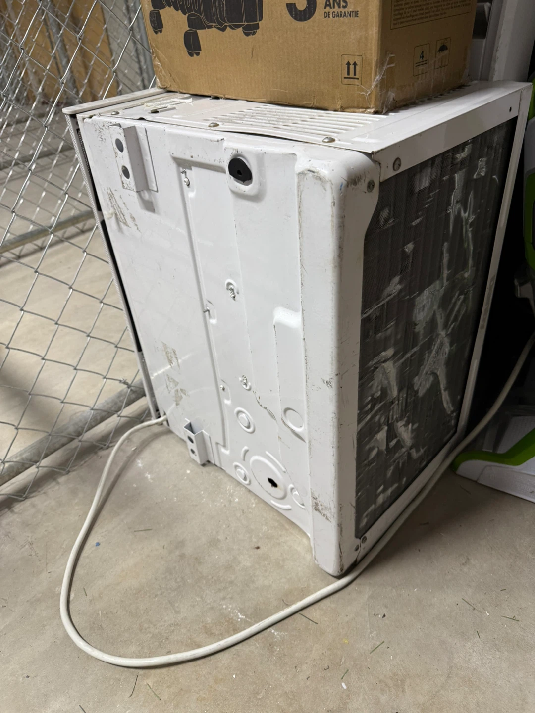 Multiple Danby Air Conditioners - photo 2