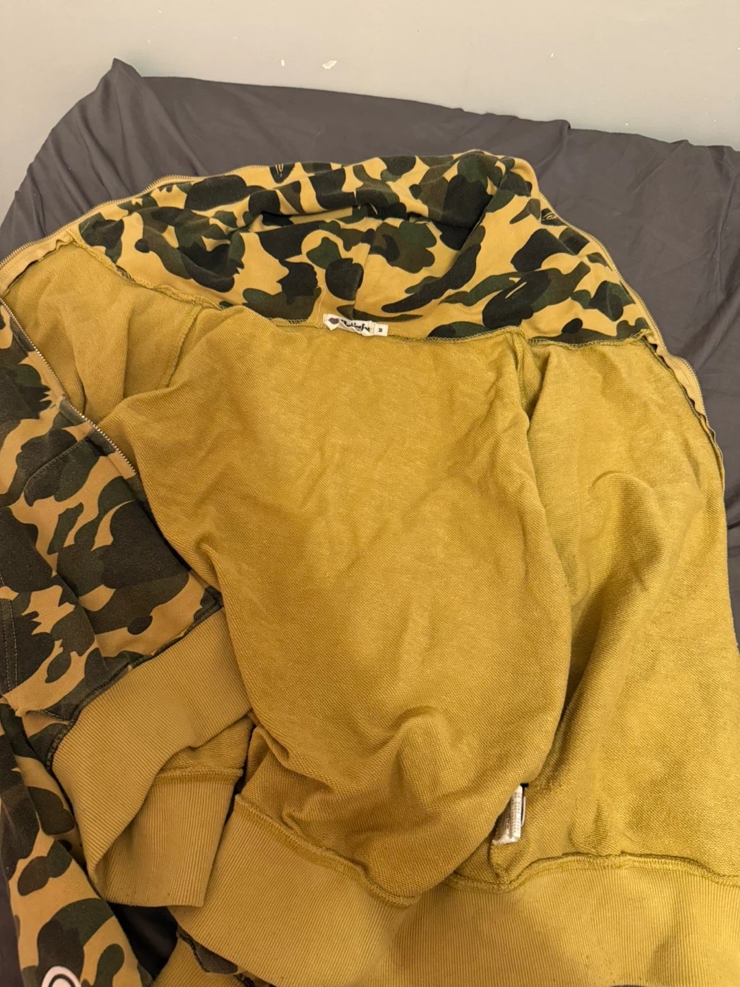 Bape Shark Hoodie Authentic size M) - photo 2