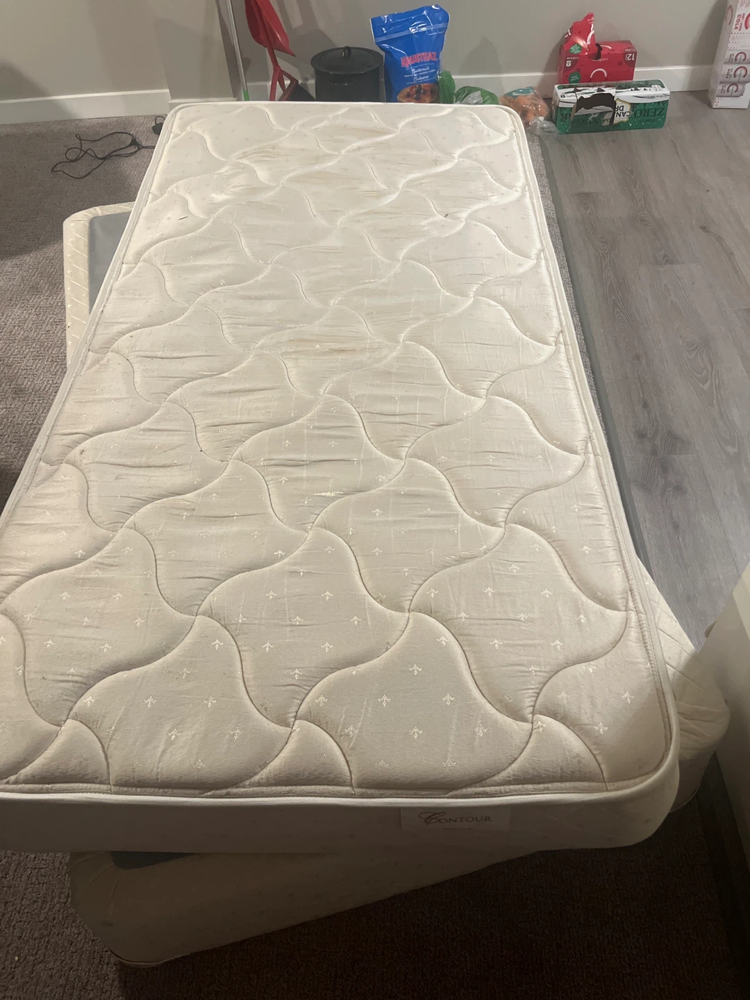 Single Mattress and Box Spring - photo 3