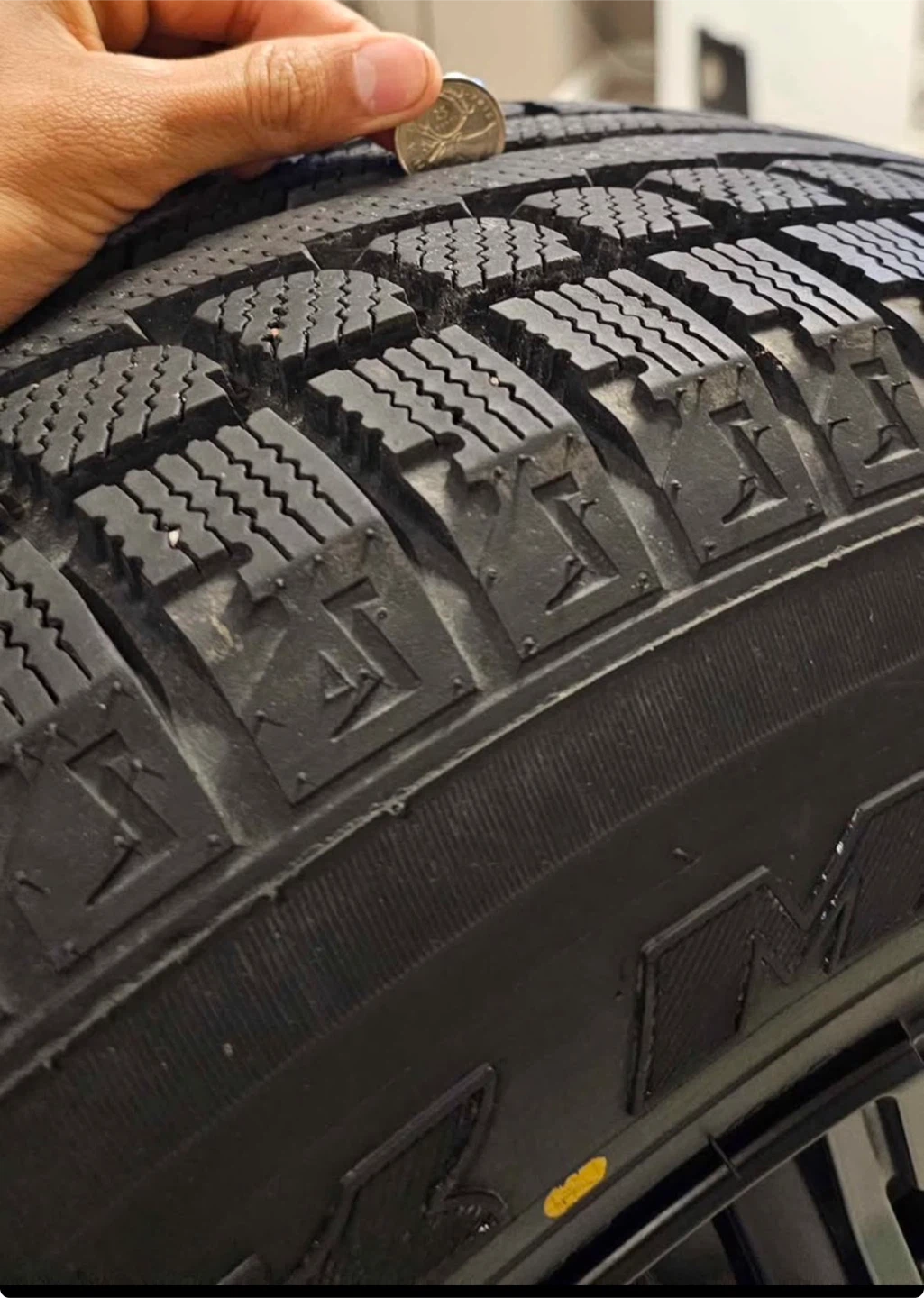 HD Wheels & Maxtrek Tires - Set of 4 size 235/65 R17 - photo 3