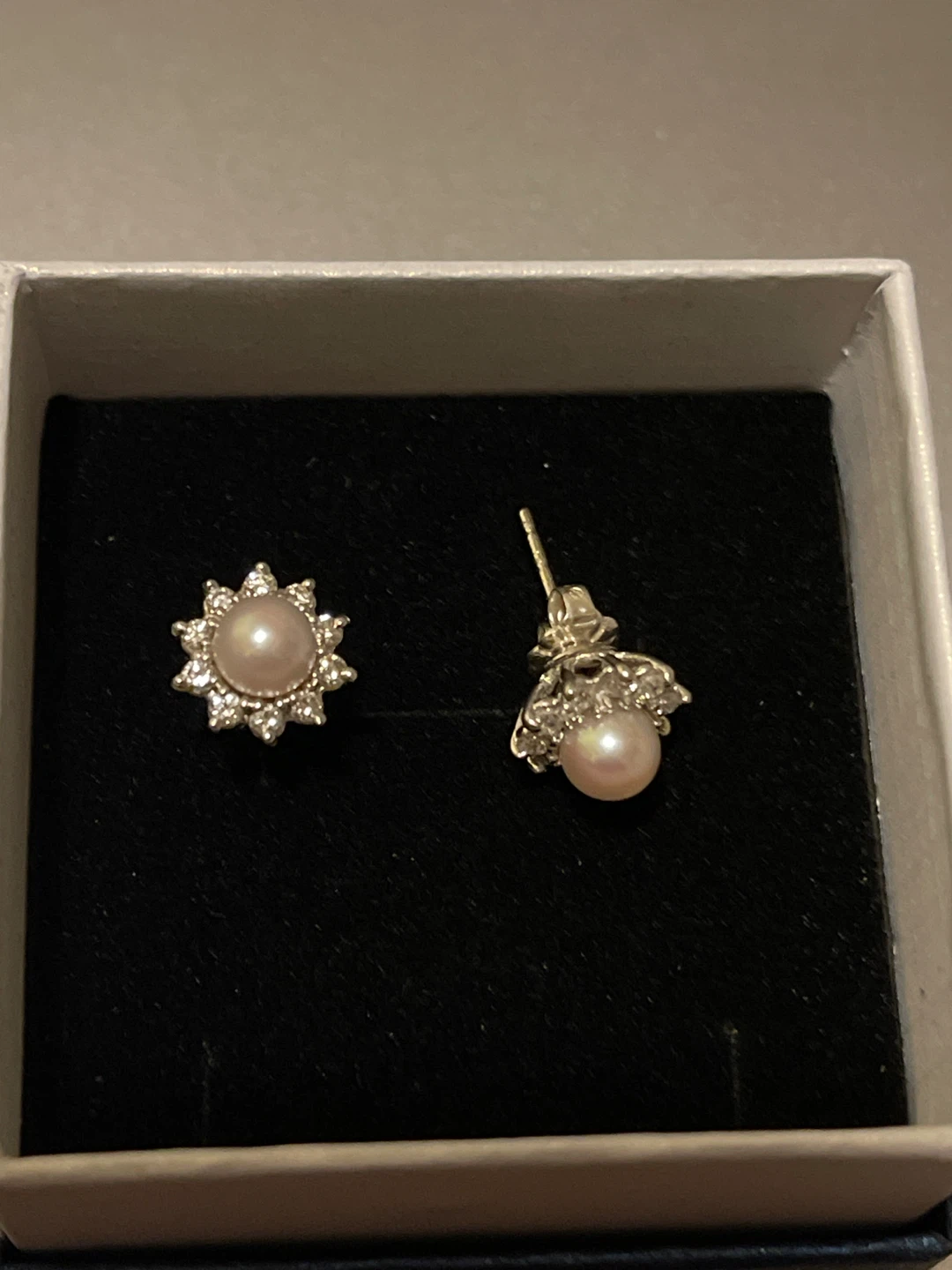 Sterling Silver 925 Pearl Stud Earrings with Box - photo 2