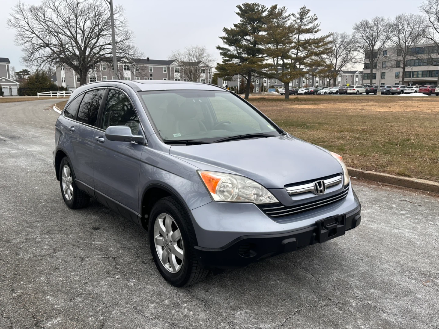 Honda CR-V SUV - photo 2