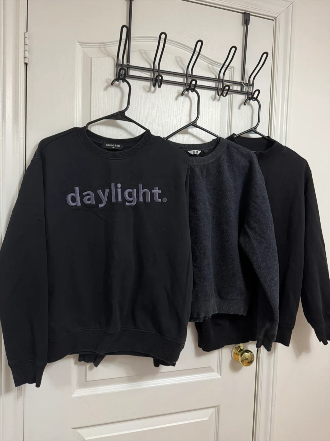 Assorted Crewneck & Hoodie Lot - photo 5