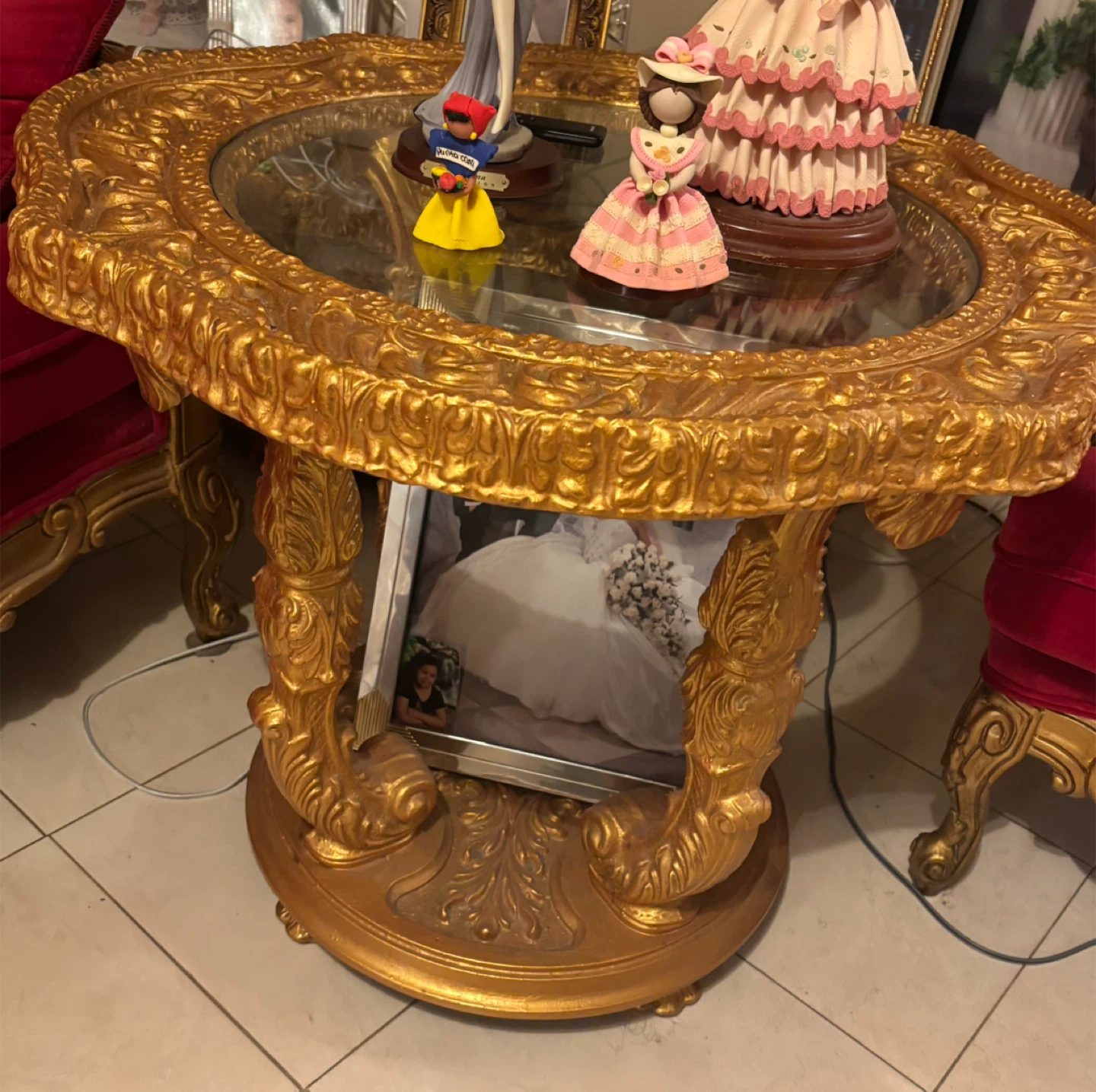 Red Velvet & Gold Accent Furniture Set - photo 3