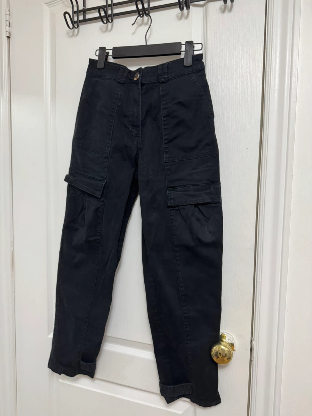 H&M Women Black Cargo Pants