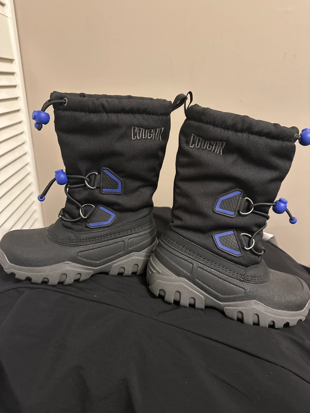 Cougar Waterproof Winter Boots - Size 12 Children’s - photo 3
