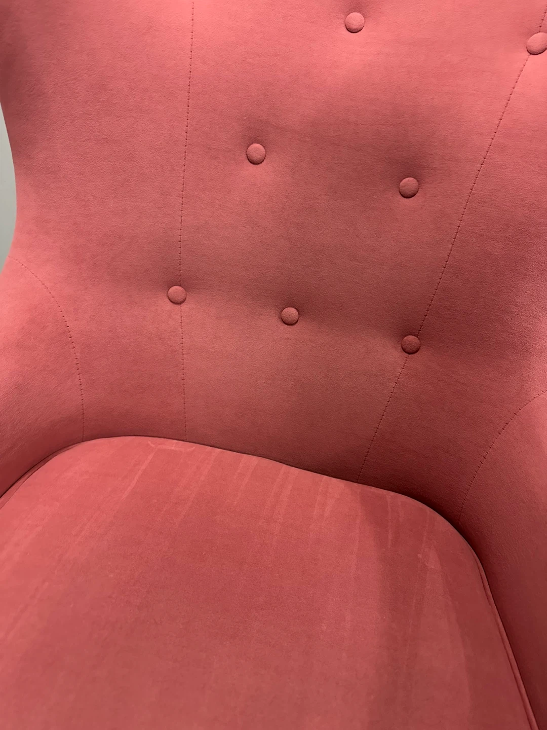Pink Wingback Armchair - Stylish Accent Piece - photo 2