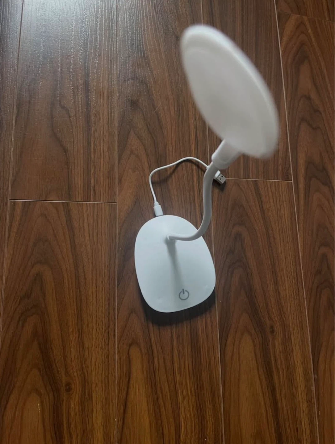 LED desk light 3 level touch demand