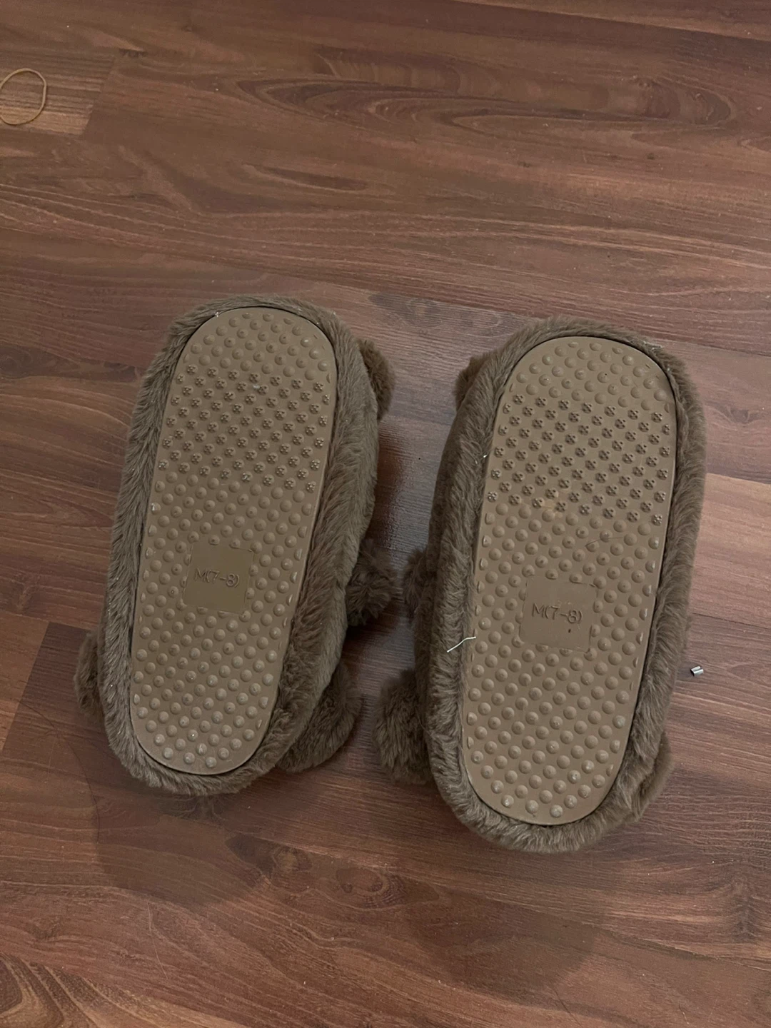 Bear Slippers, Size M (7-8) - photo 2