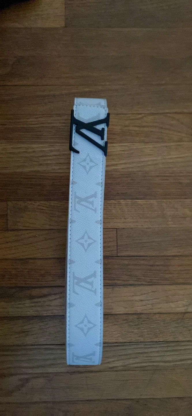 Louis Vuitton White Belt Size 50/125