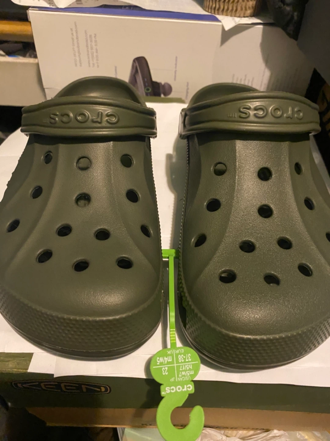 Crocs Unisex Green Clogs Size 7 or 9 - photo 3