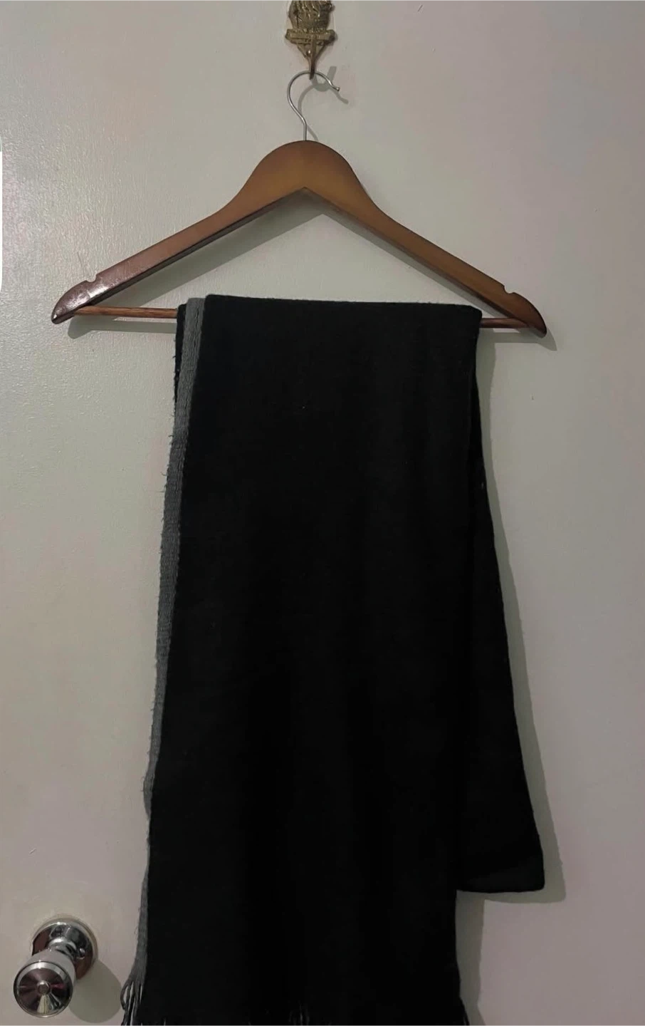 Black & Grey Scarf Aritzia