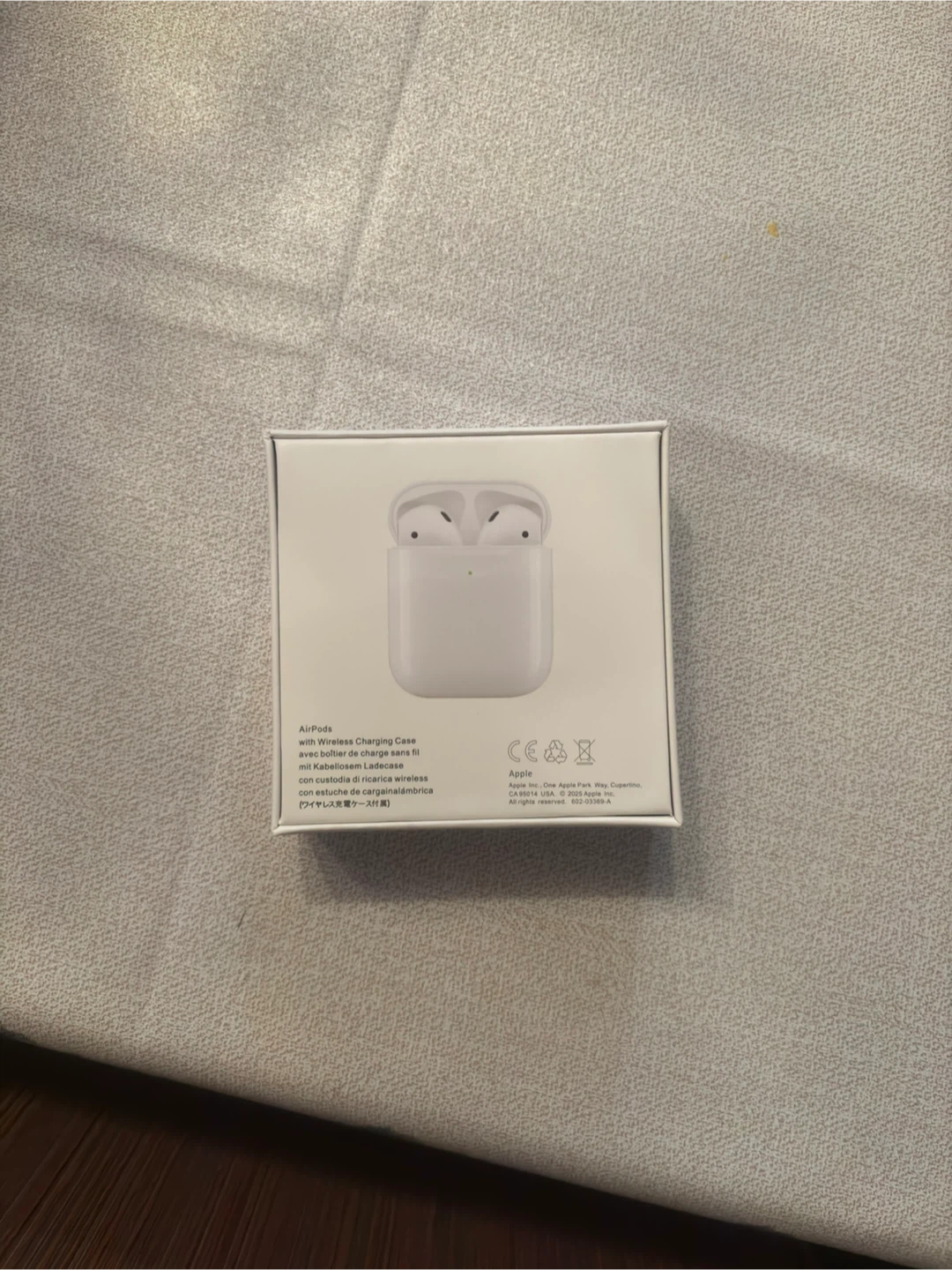 Apple AirPod 2 - photo 4