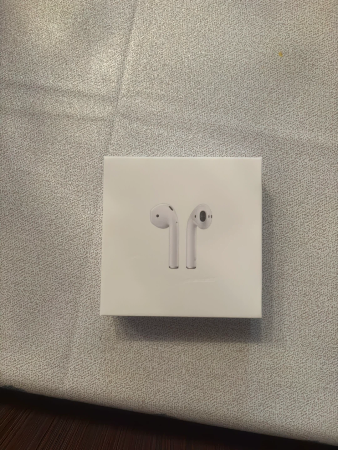 Apple AirPod 2 - photo 2