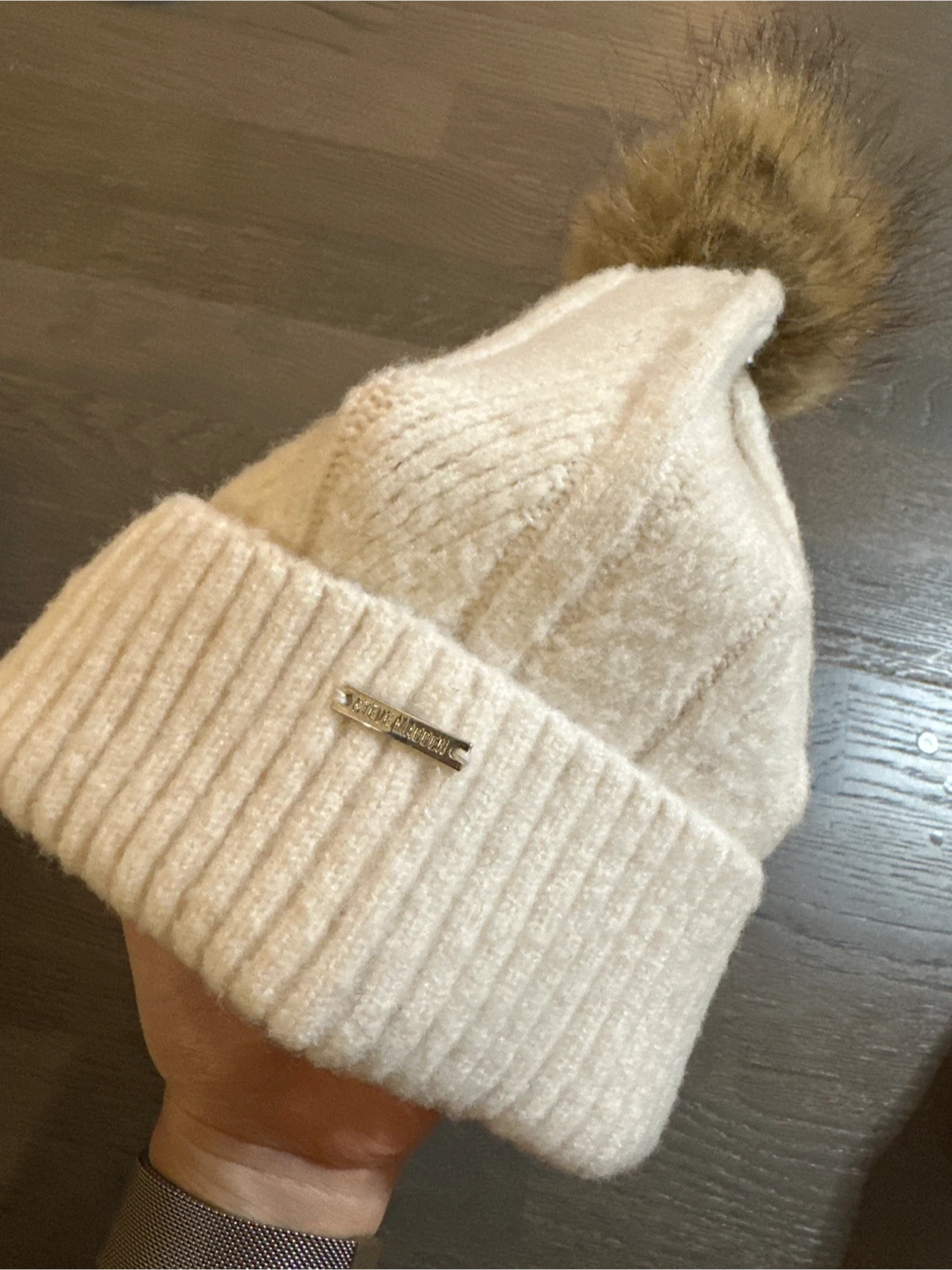 Steve Madden Cream Knit Pom Beanie 🐏 - photo 2