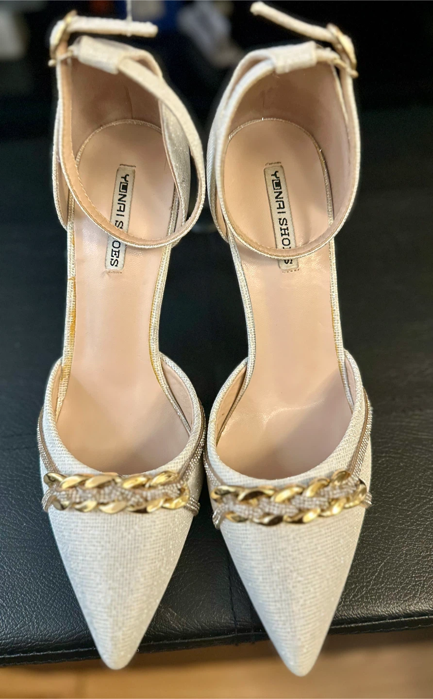 YONAI SHOES Heels - Size 9
