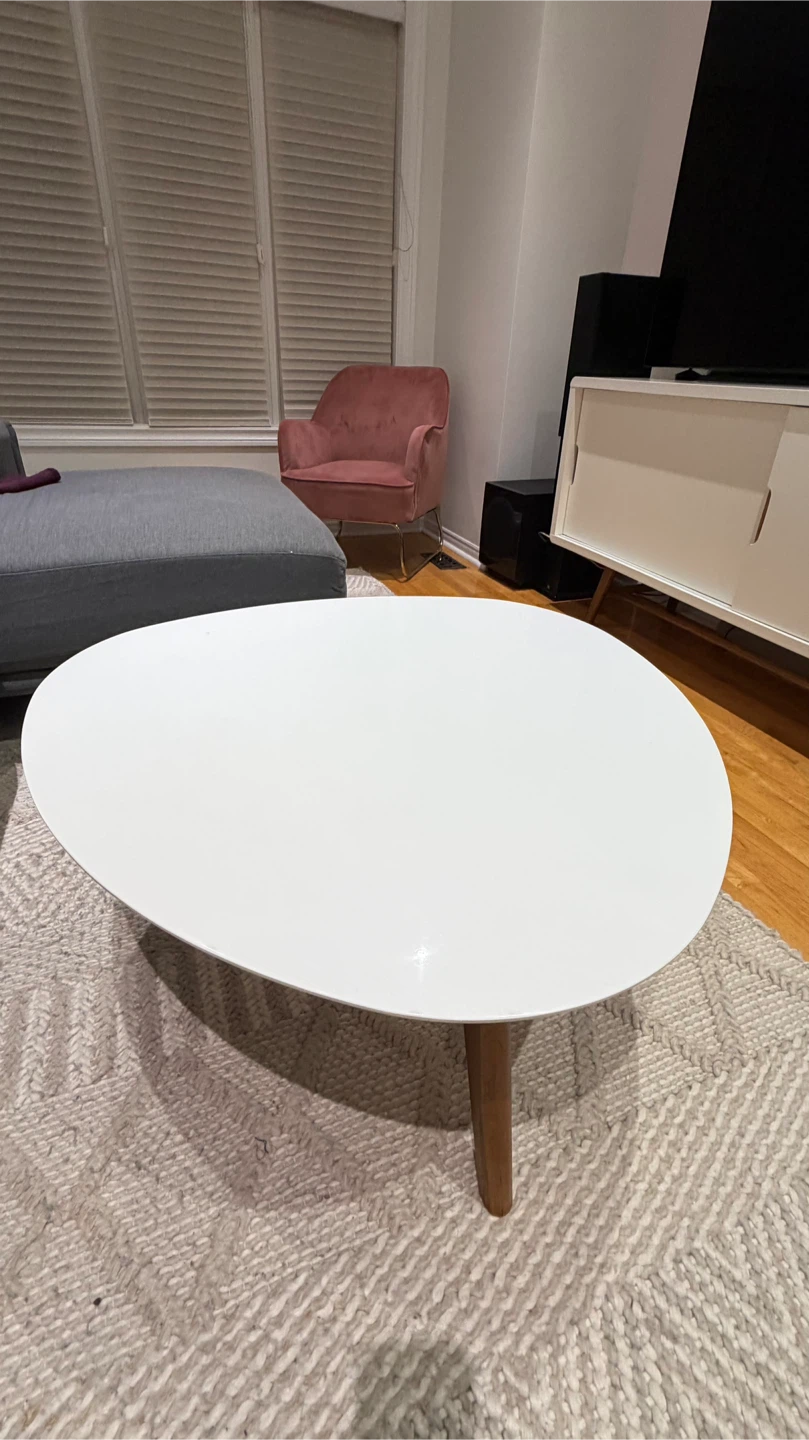 White Oval Coffee Table - photo 2