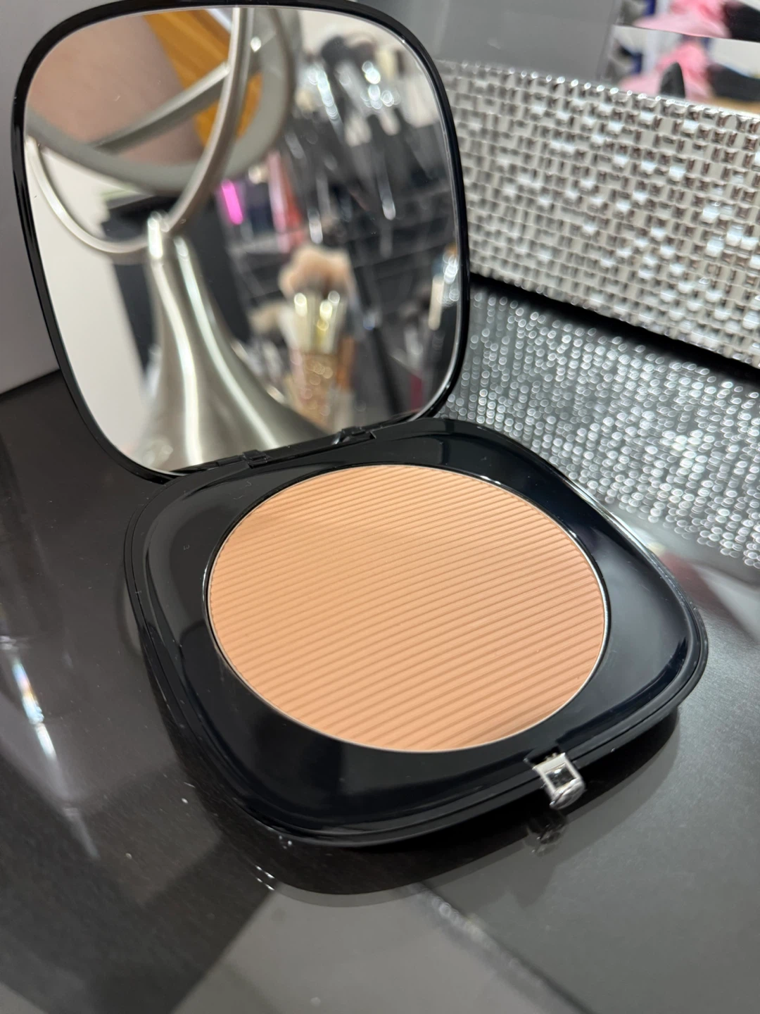Brand New Marc Jacob’s Bronzer in 102 Tantric - photo 2