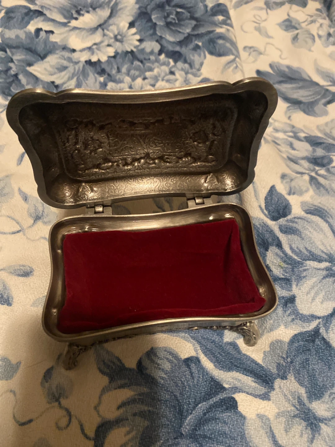 Vintage Style Silver Trinket Box - photo 2