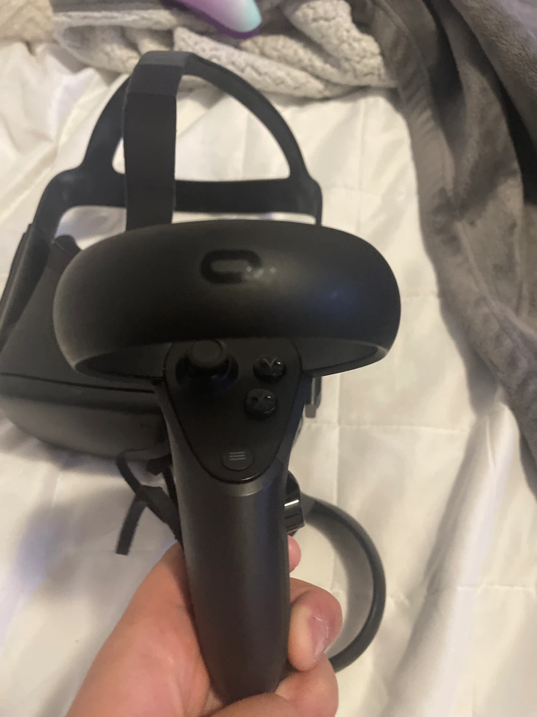 Oculus Quest 2 VR Headset - photo 3