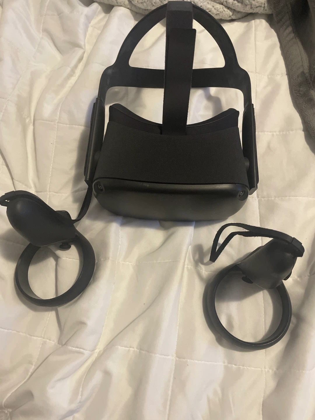 Oculus Quest 2 VR Headset