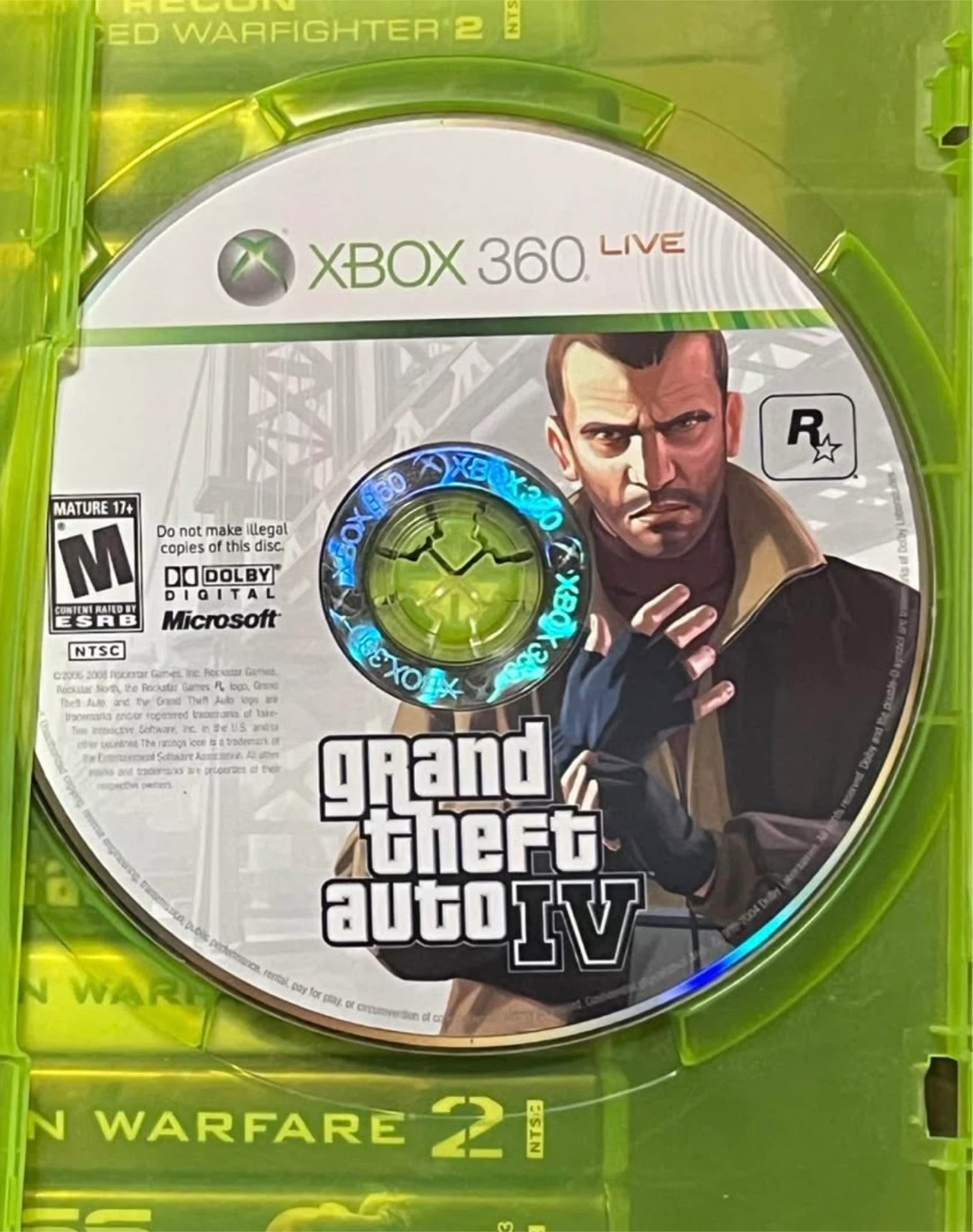 Grand Theft Auto IV - Xbox 360 Game