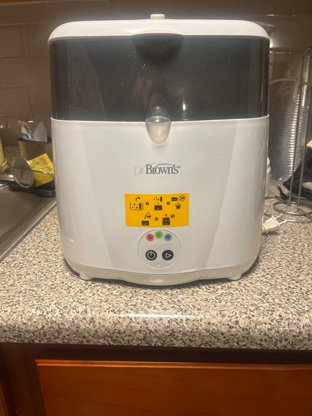 Dr. Brown's Baby Bottle Sterilizer🧡