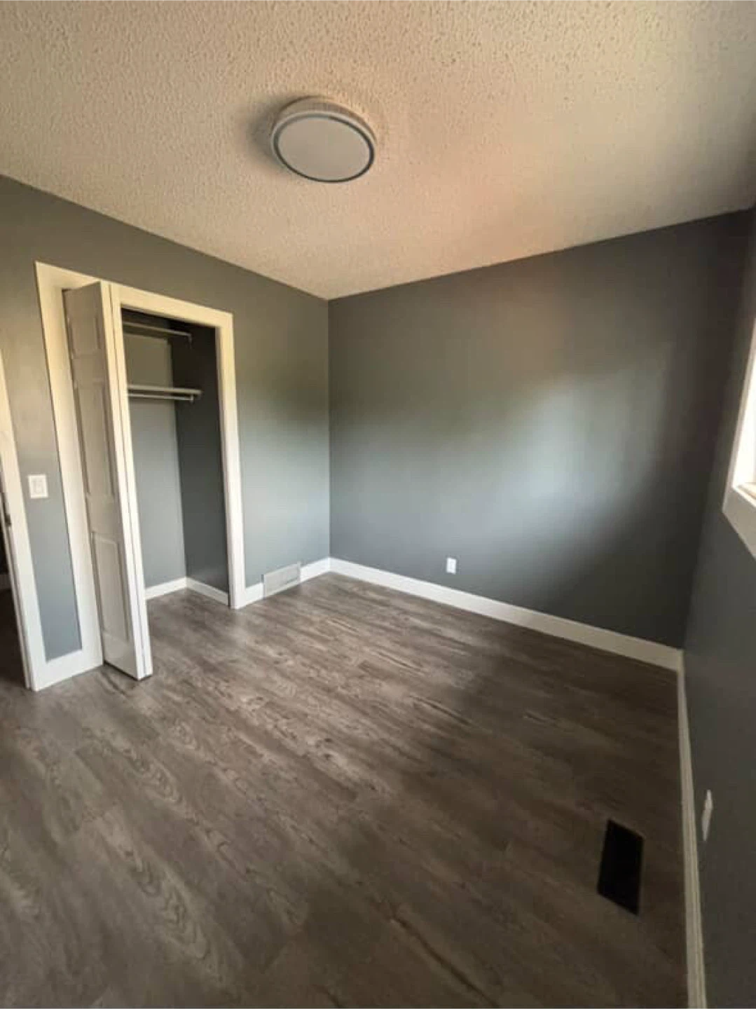 Room for Rent - photo 2