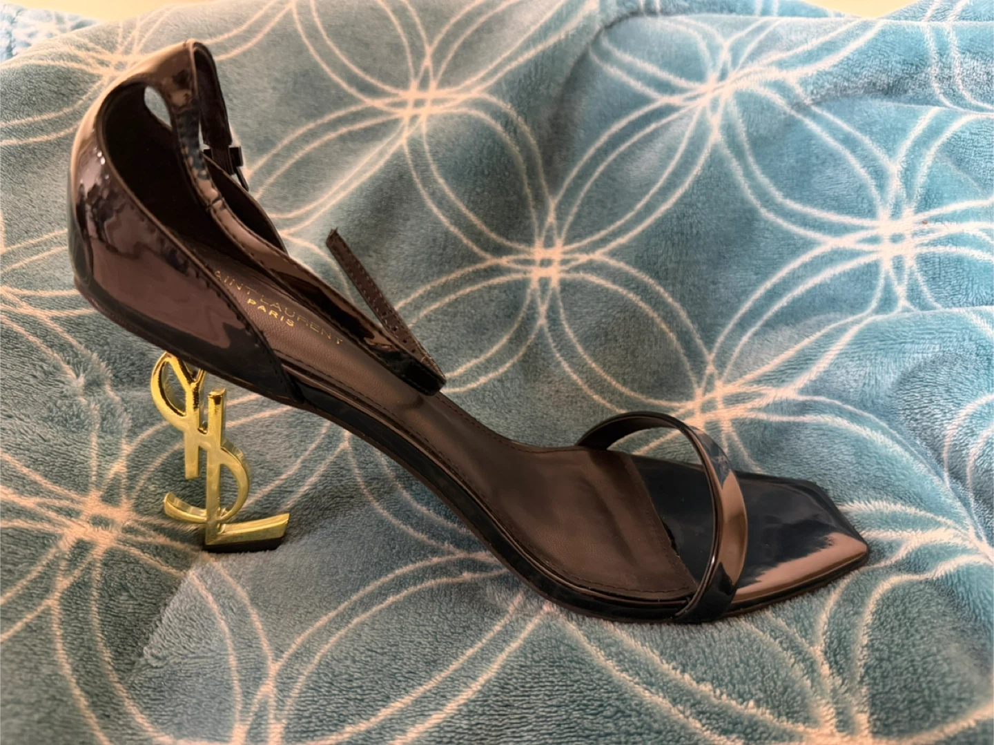 Black heels - photo 2