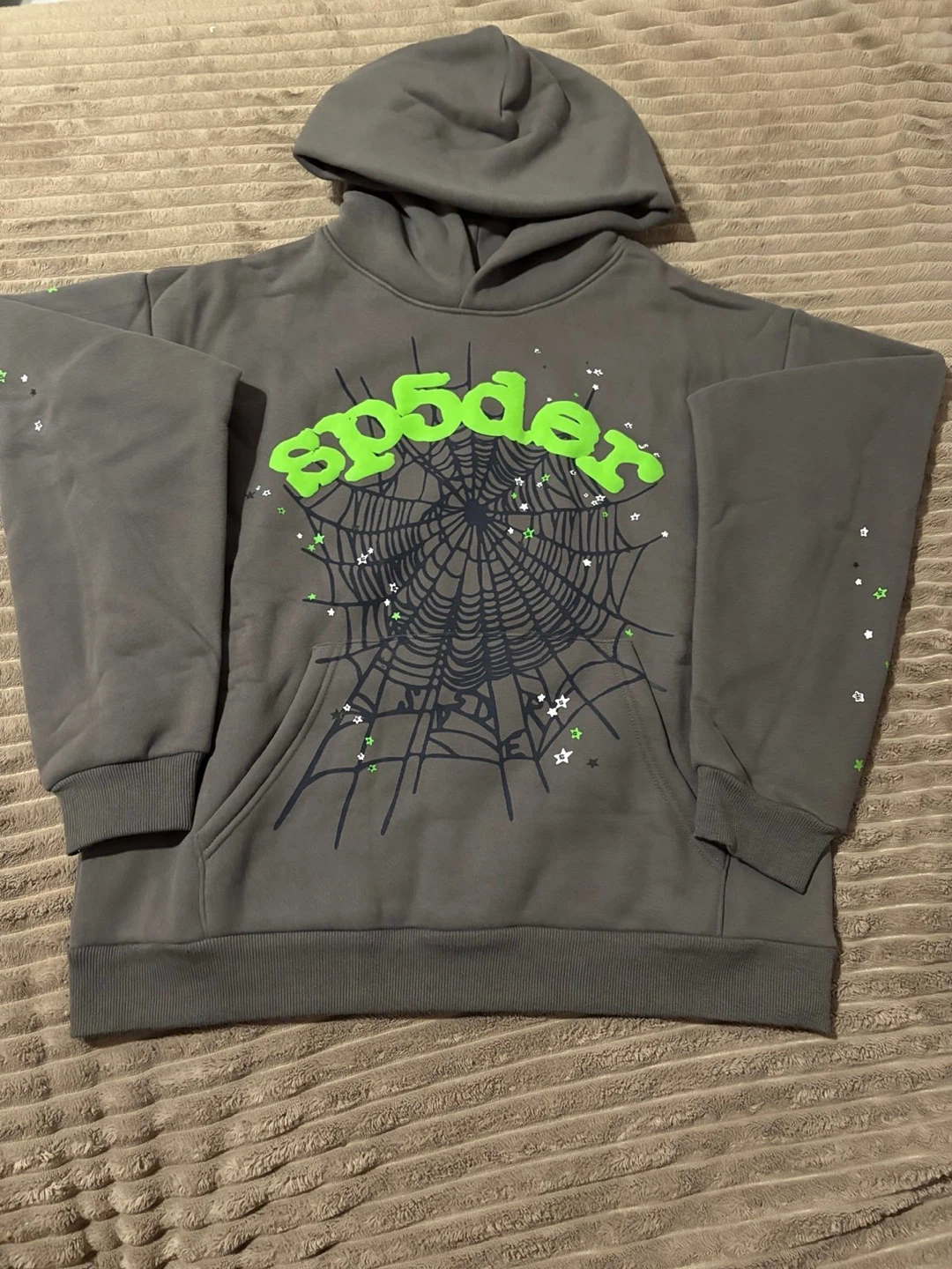 SP5DER Hoodie - Size M