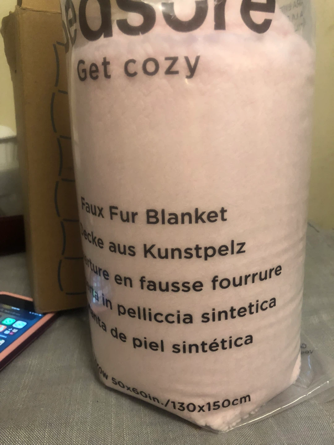 NEW-Bedsure Get Cozy Faux Fur Blanket - 50x60 in
