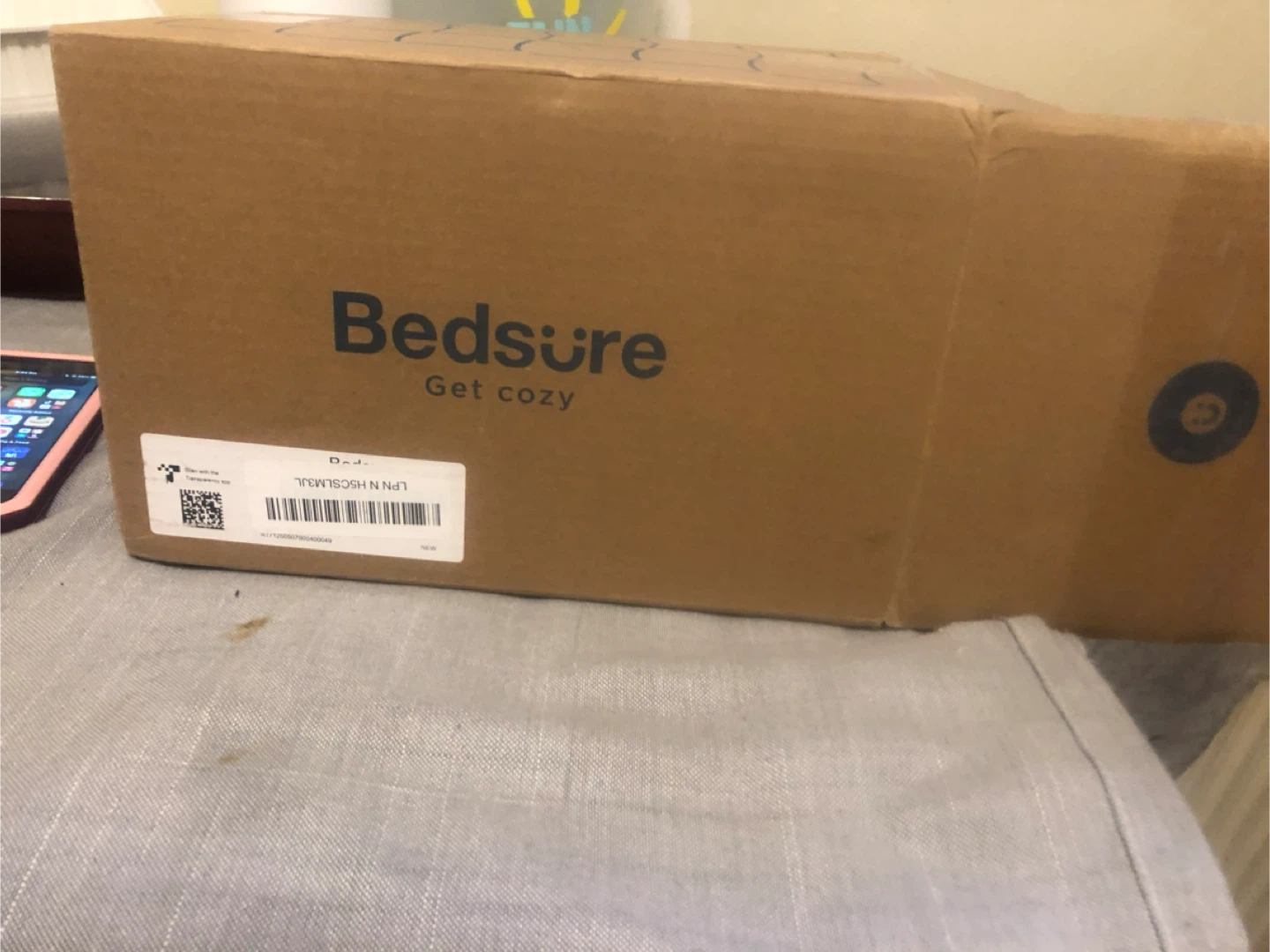 NEW-Bedsure Get Cozy Faux Fur Blanket - 50x60 in - photo 5