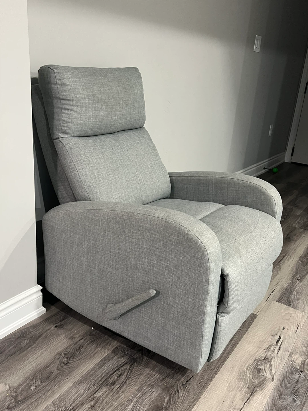Swivel Rocking Recliner Chair – Modern Comfort - photo 2