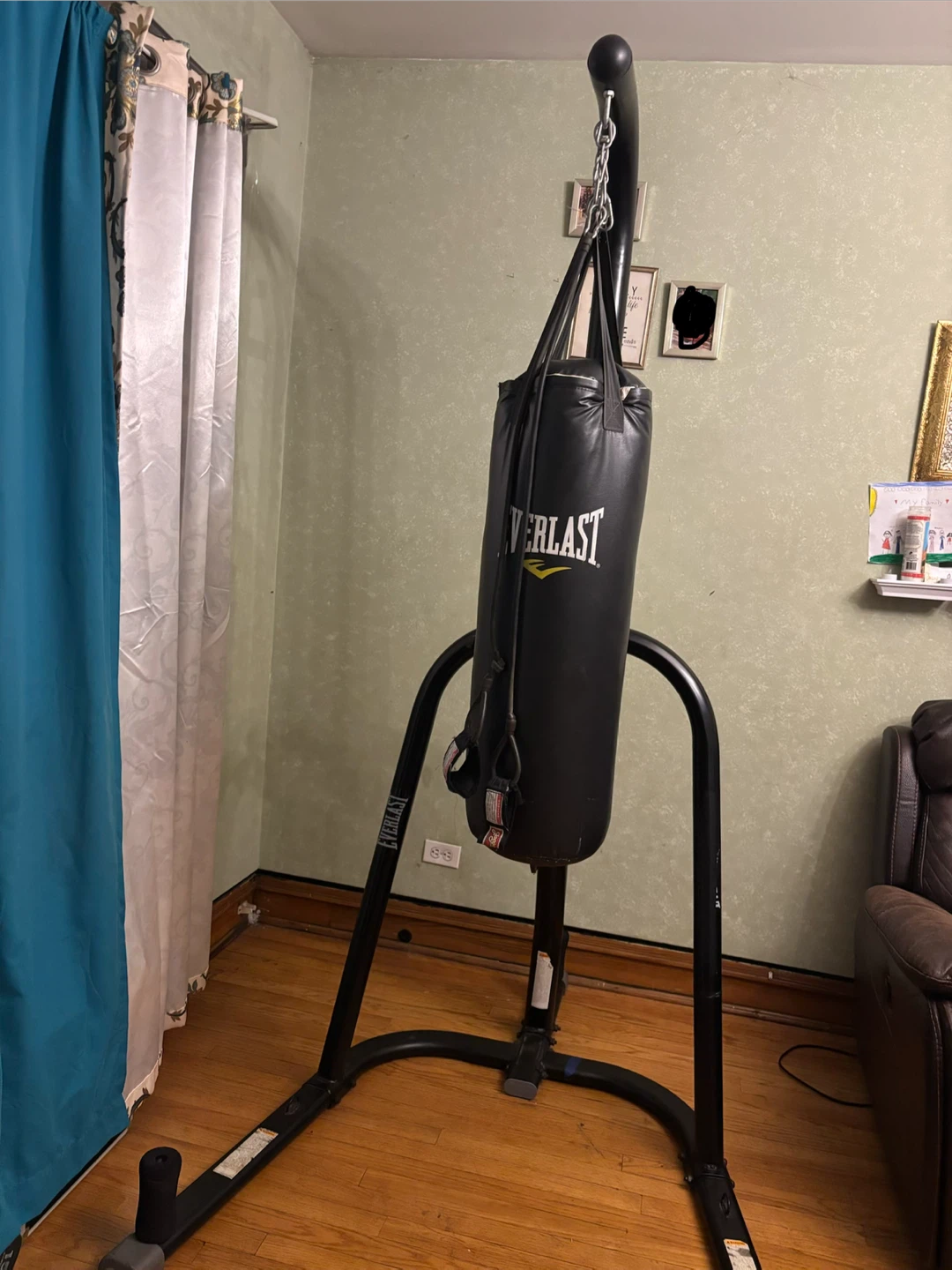 Everlast Freestanding Punching Bag - photo 2