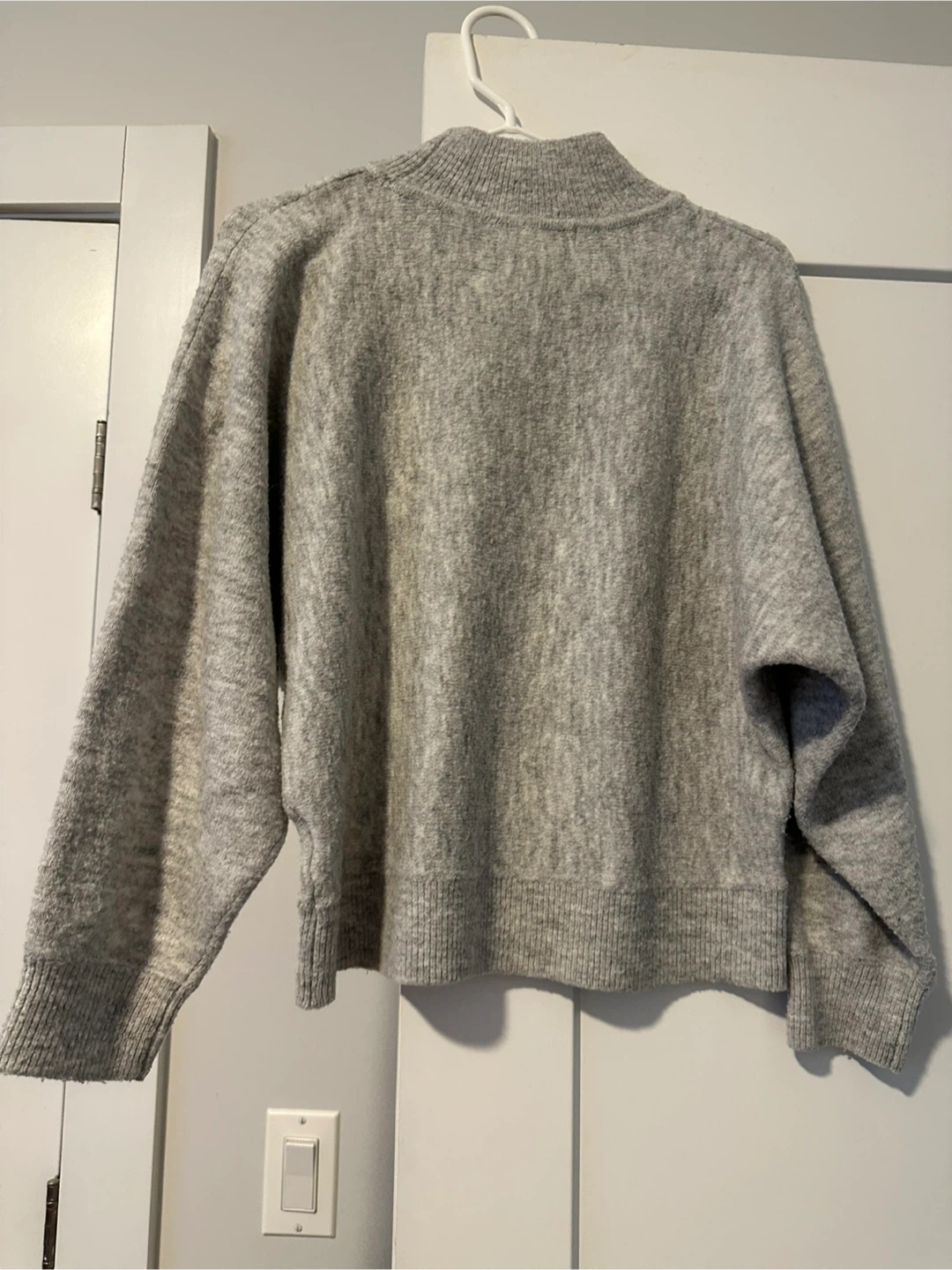 H&M Gray Sweater - Size S - photo 3