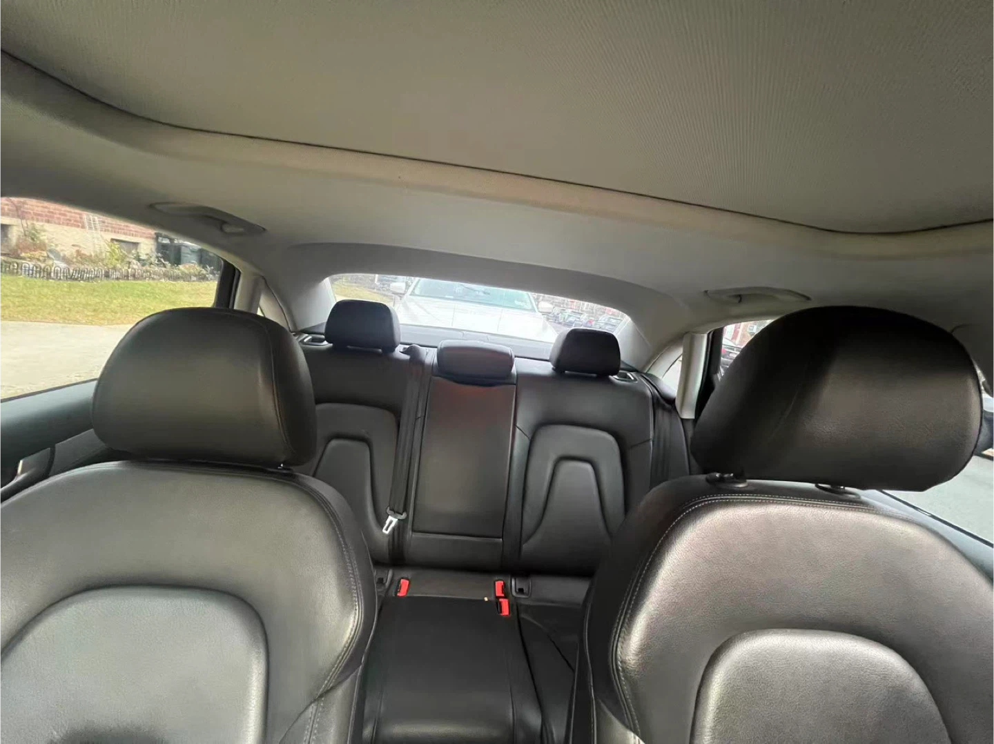 Audi A4 Interior - photo 5