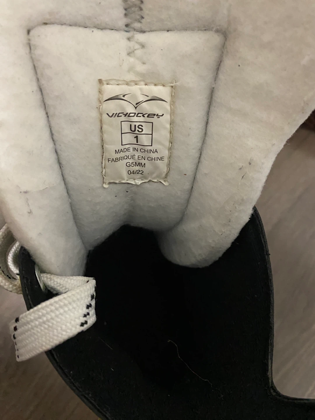 US Size 1 Hockey Skates - photo 2