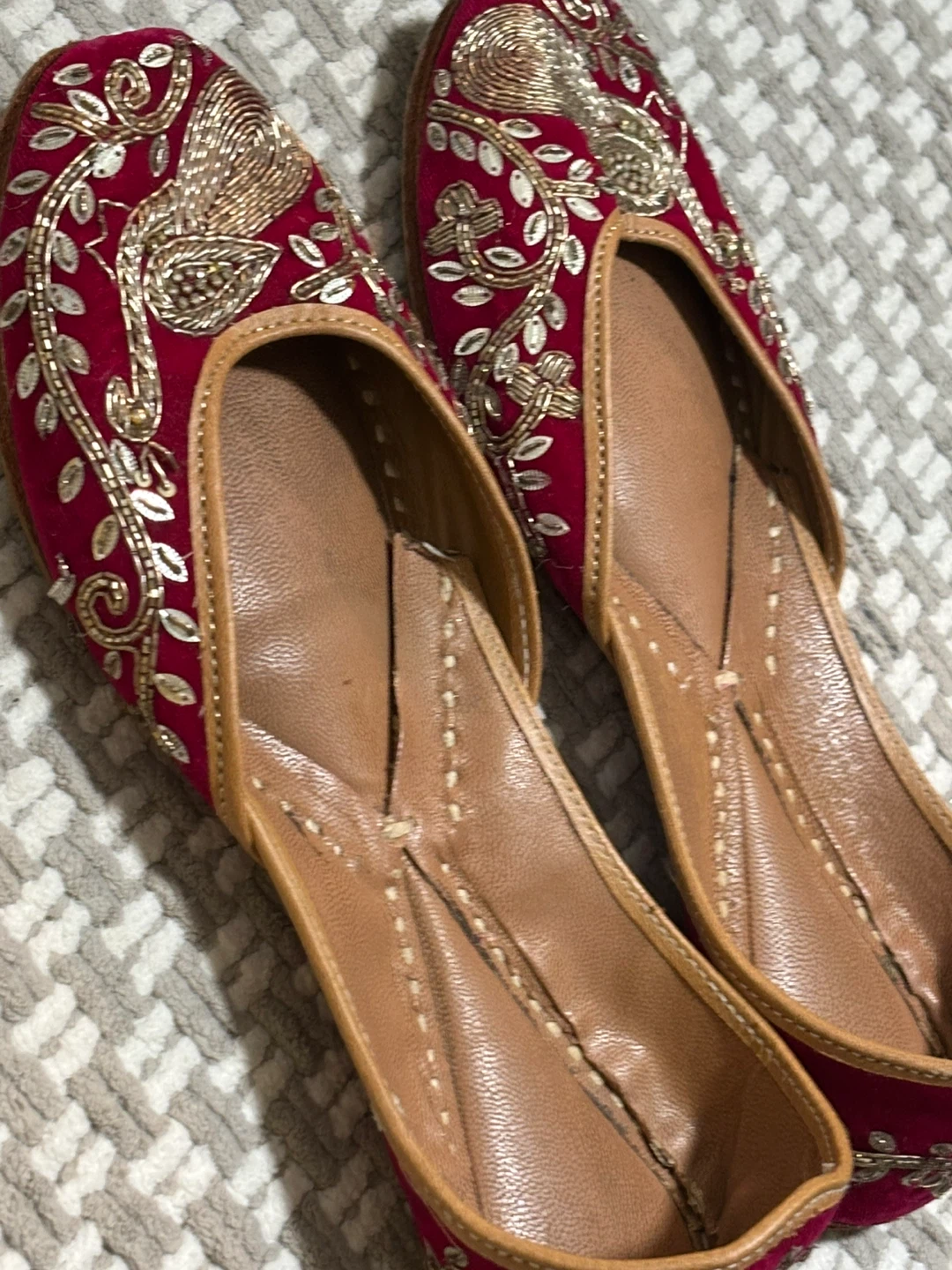 Red Embroidered Indian Jutti Shoes - Size 9