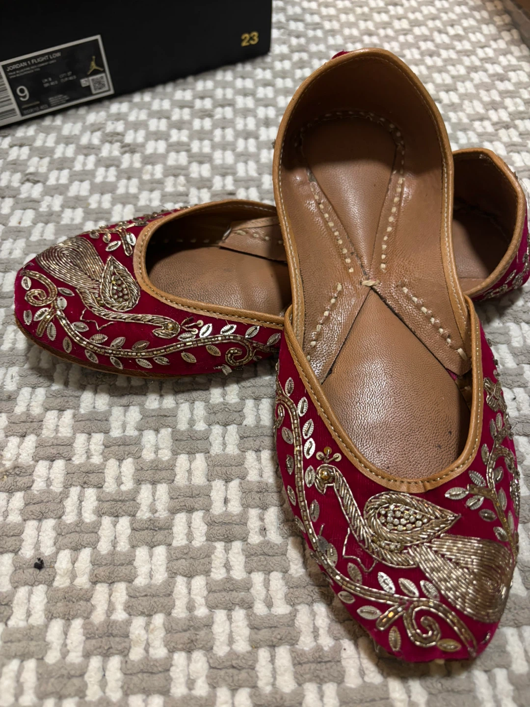 Red Embroidered Indian Jutti Shoes - Size 9 - photo 3