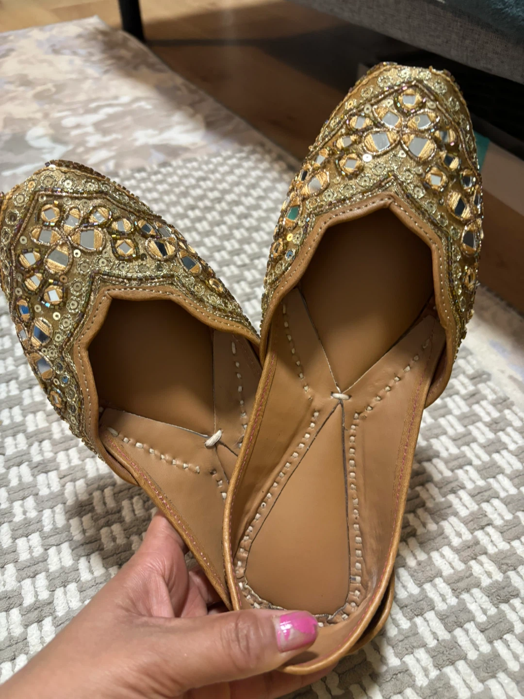 Gold Embellished Jutti Shoes - photo 3