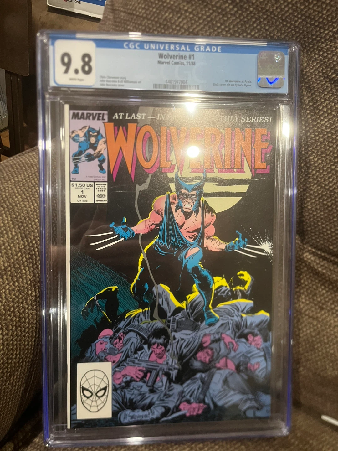 Wolverine 1 CGC 9.8 Patch X-men comic - photo 2
