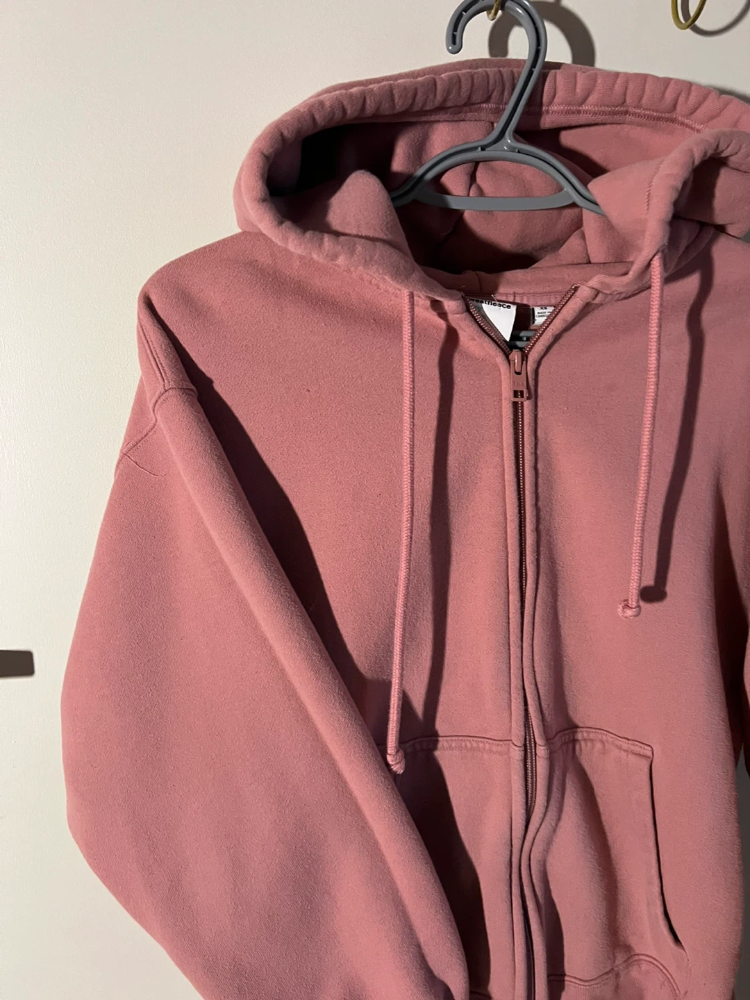 Aritzia Grey & Pink Zip-Up Hoodies - photo 4